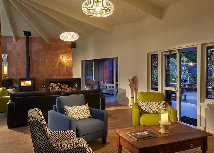 Awaroa Lodge