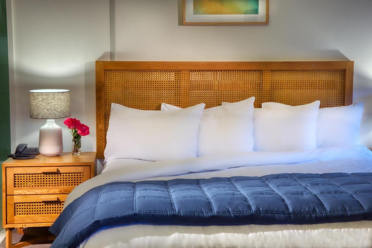 Awaroa Lodge 4*