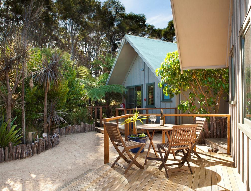 Resort Awaroa Lodge 4*