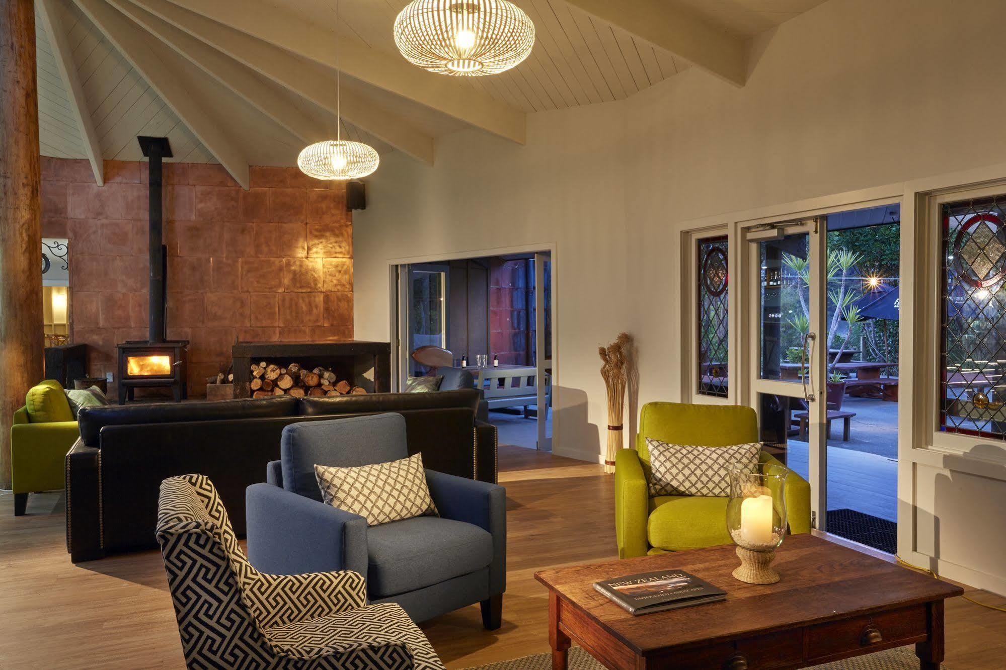 Resort Awaroa Lodge