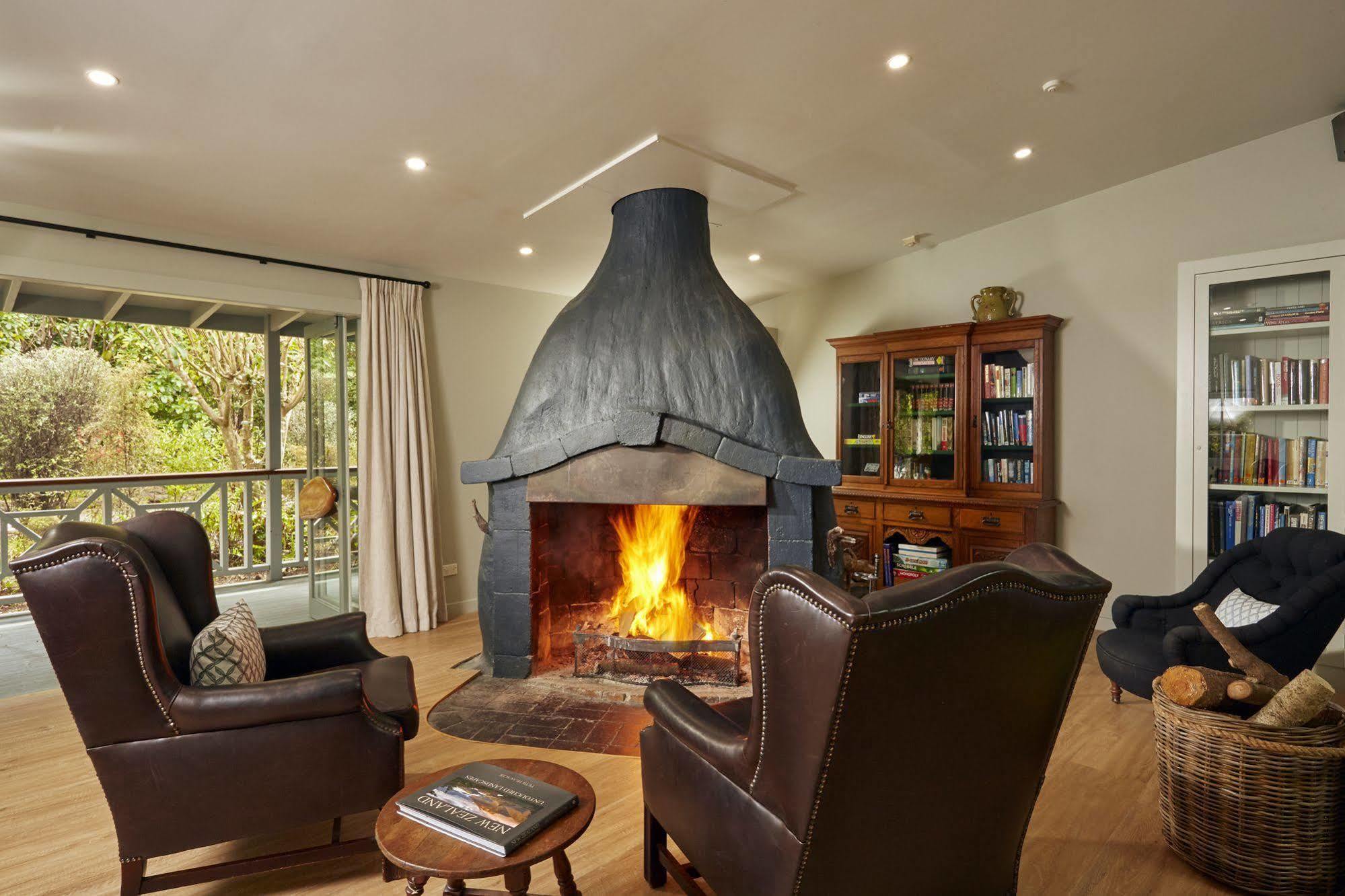 Awaroa Lodge 4*